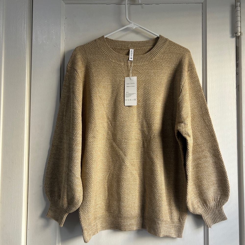 NWT!! Women’s Sucolan Tan Knit Sweater - Size XS
